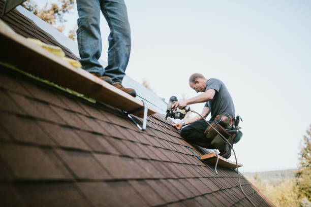 Best Roofing Contractors for Homes  in Toppenish, WA